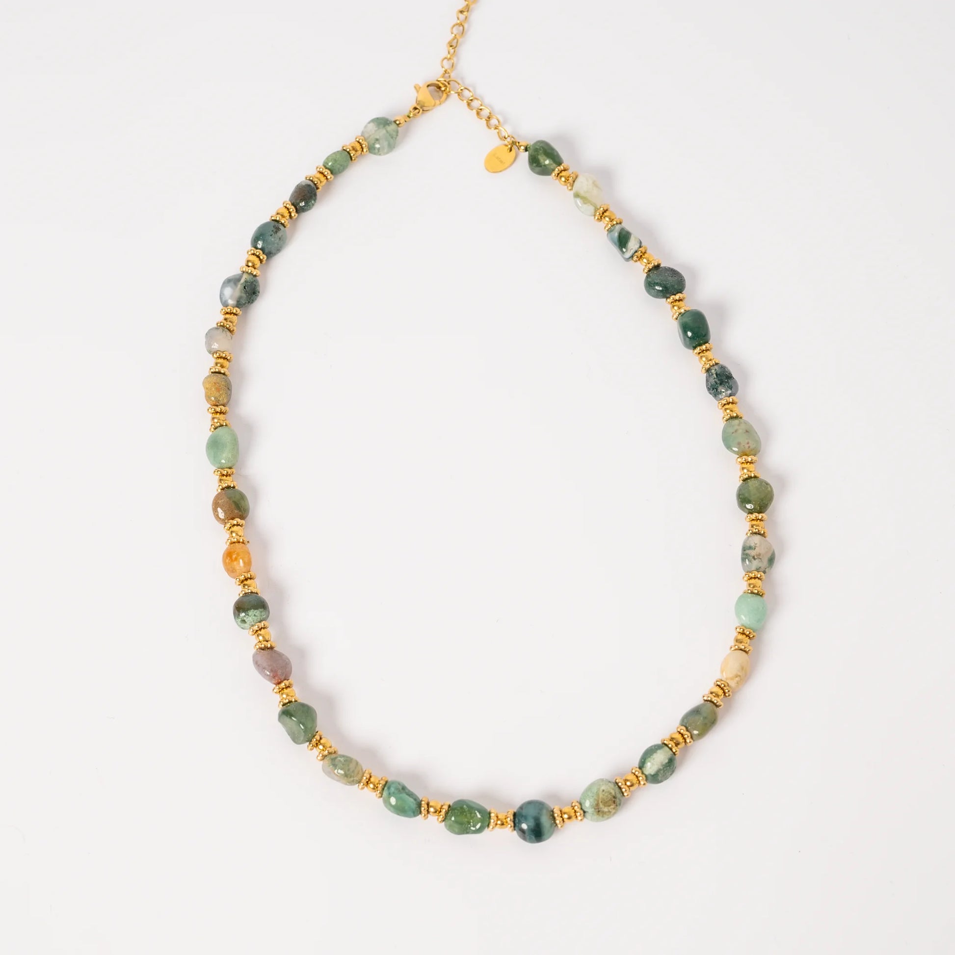 collier-pierre-naturelle-agate-indienne-fond-blanc-eclatoria