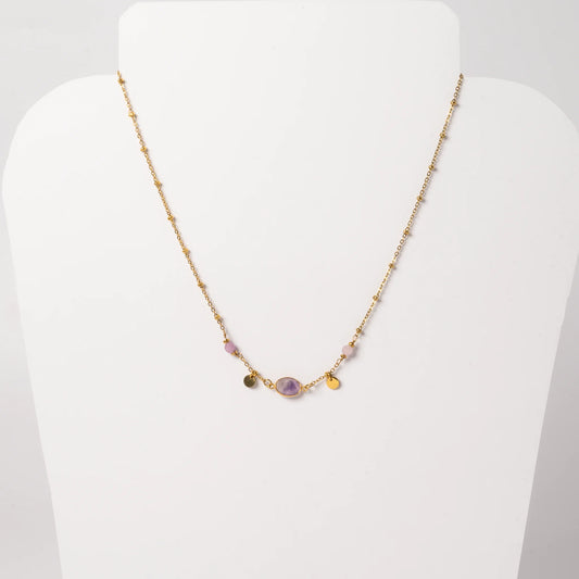 collier-amethyste-pierre-naturelle-fond-blanc-eclatoria