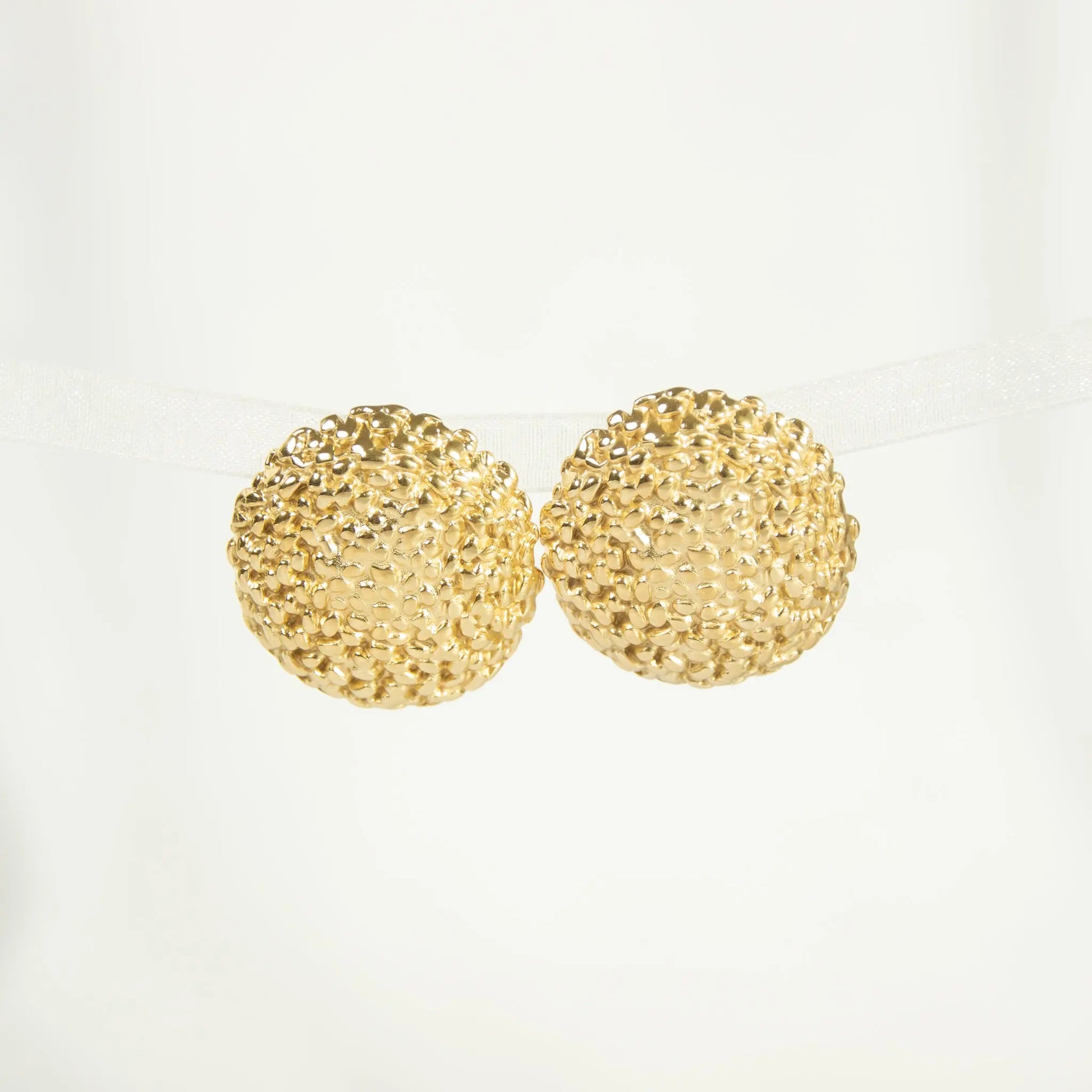 Boucles Livia – Élégance et Caractère  Boucles d'oreilles