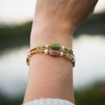 Bracelet porter Diane en pierres naturelles — Pierre de Soleil ou jade nephrite