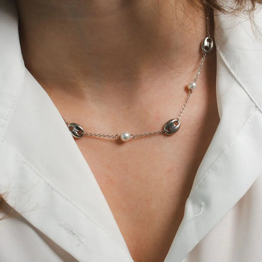 Collier Amélia – Acier Inoxydable, Élégant et Hypoallergénique